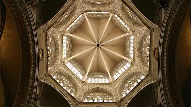 València смотреть онлайн