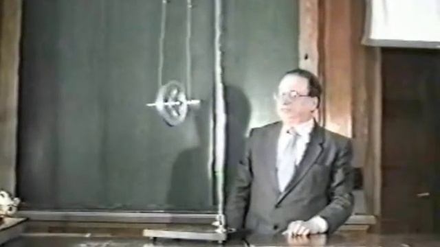 Маятник Максвелла смотреть онлайн