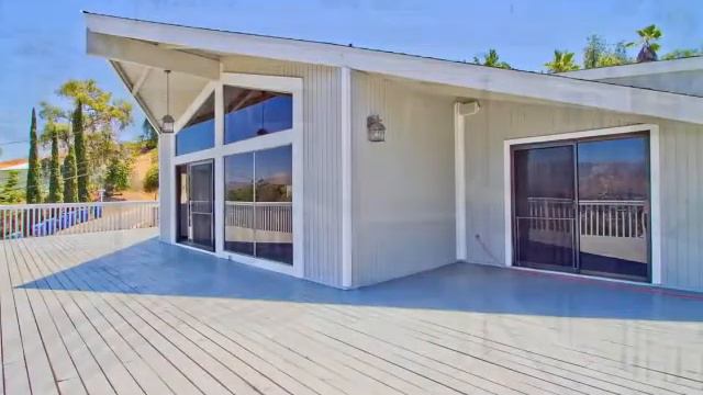 Sweeping Mountain and Valley Views! смотреть онлайн