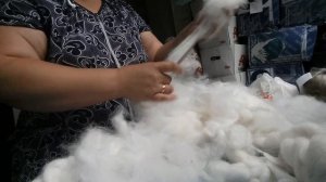 Подготавливаем собачью шерсть перед прядением