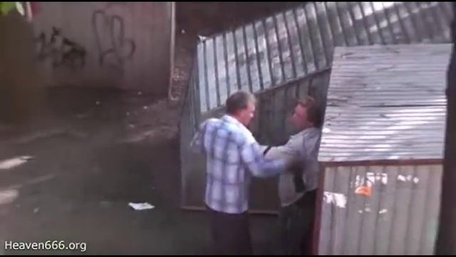 мам быстрее тут махач (смотреть до конца) РЖАЧ смотреть онлайн