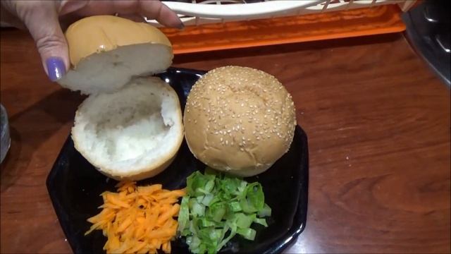 ГАМБУРГЕР ИЗ ГРИБНОГО  СУПА. ՍՆԿՈՎ ԱՊՈՒՐ