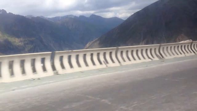 ♦(KG) Перевал Тоо Ашу - едем в Бишкек ПРИРОДА КЫРГЫЗСТАНА♦ смотреть онлайн