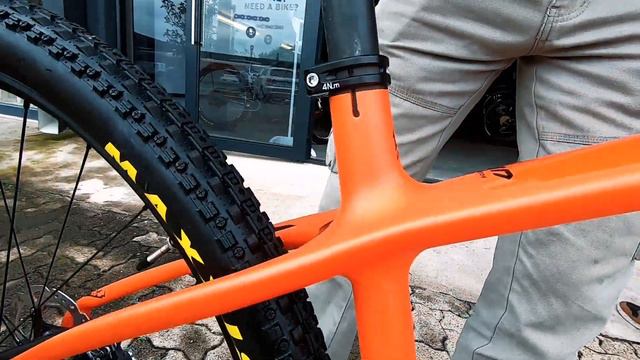 KTM Myroon Prestige M BM5537 смотреть онлайн