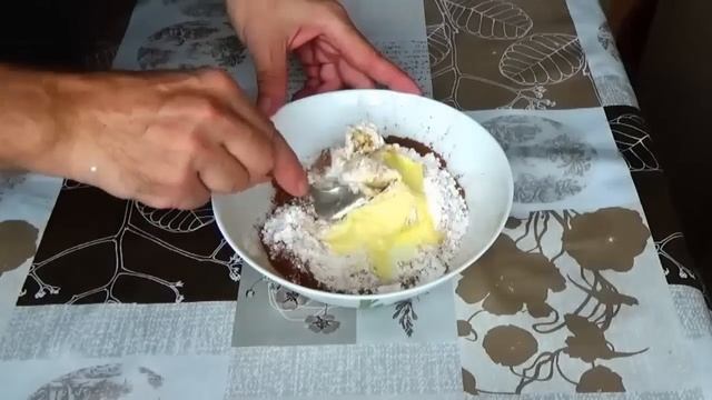 Бисквитное пирожное. Крем из какао. Домашнее пирожное рецепты.Как сделать пирожное смотреть онлайн
