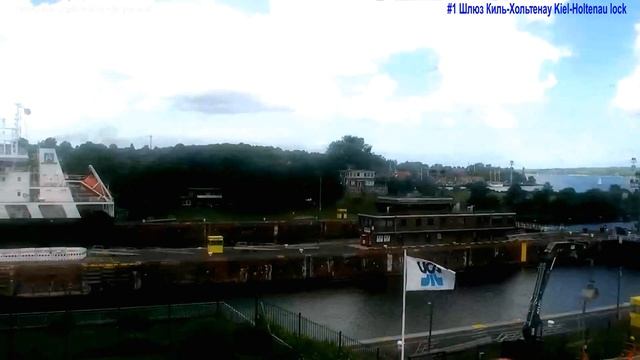 Фрегат идёт в Северное море из Балтики Кильский канал 02 КНР Xiang Tan Kiel Canal Holtenau