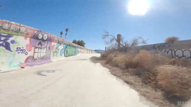 ABANDONED LAZY RIVER (FPV FREESTYLE) смотреть онлайн