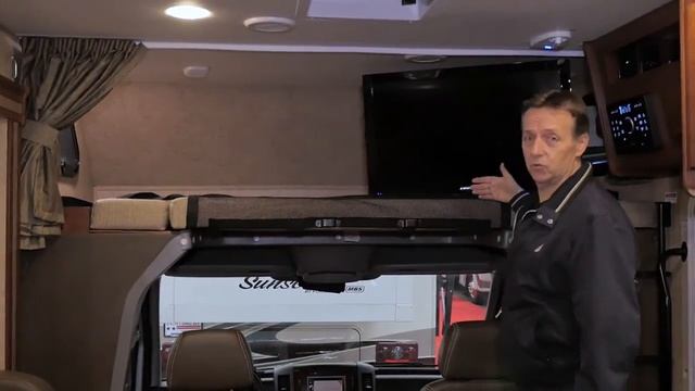 2016 Forest River Mercedes Benz Sunseeker 2400W Motorhome For Sale near Portland, Oregon смотреть онлайн