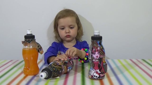 Монстер хай сок с сюрпризом игрушкой распаковка Monster High juice with surprise смотреть онлайн