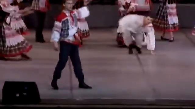 Государственный ансамбль танца Беларуси в драмтеатре смотреть онлайн