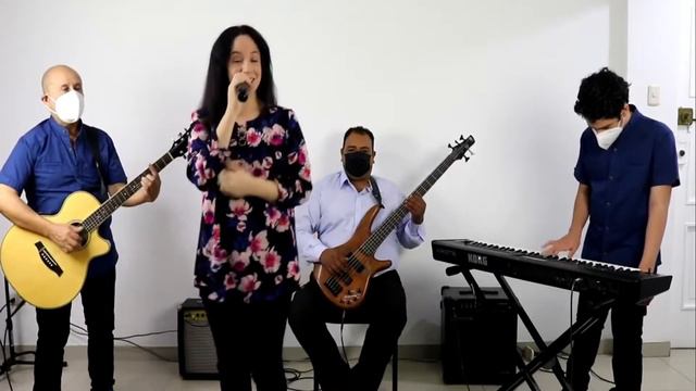 Elvira Curiel , Interpreta , Cabana Linda , Marco Musical , Carlos Hidalgo смотреть онлайн
