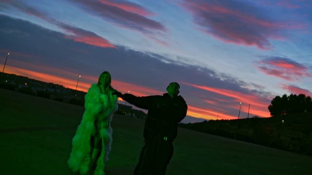 KHEA, Ana Mena - COMO YO TE QUIERO (Deluxe) (Official Video)