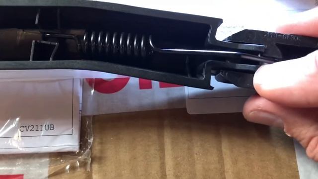 How to fit or repair a rear wiper arm and blade to a Vauxhall Opel GM Zafira смотреть онлайн