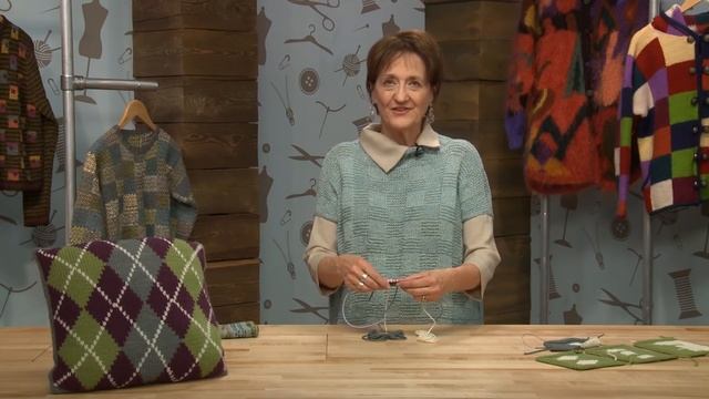 Intarsia Color Cross | Colorwork Knitting Tutorial with Sally Melville смотреть онлайн