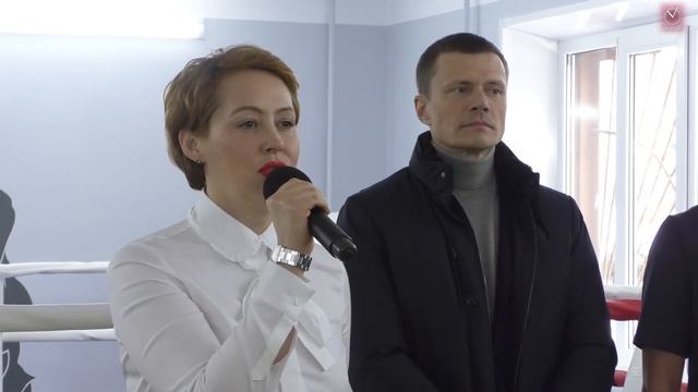 Ремонт зала бокса. Он дождался. смотреть онлайн