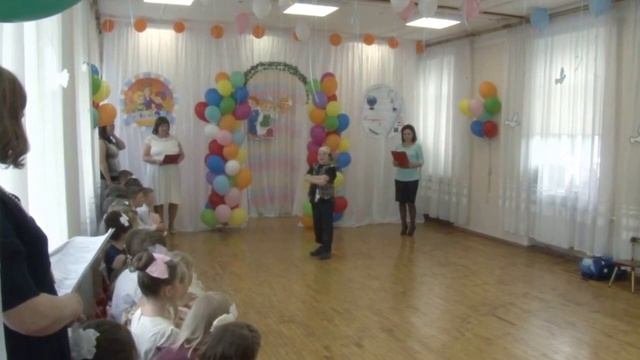 13 часть ДЕТСКИЙ САД ВЫПУСКНОЙ 2015 "ПЕТЯ ЛЕНТЯЙКИН" ФИНАЛ смотреть онлайн