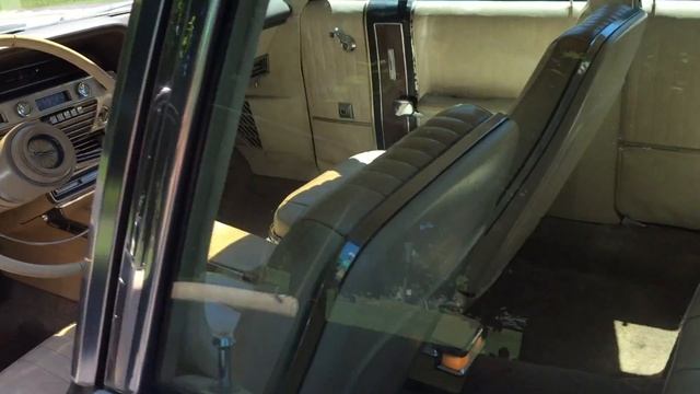 1967 Ford Country Squire DFRS (Dual Facing Rear Seats) 4-Door Station Wagon, VIN 7U74Q143183 смотреть онлайн