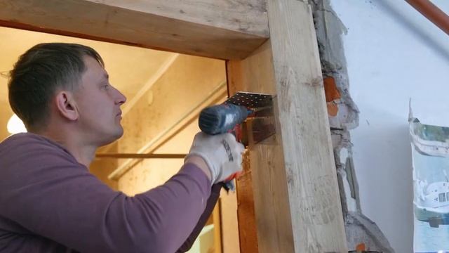 Установка входной двери ESTET с заужением проёма брусом смотреть онлайн