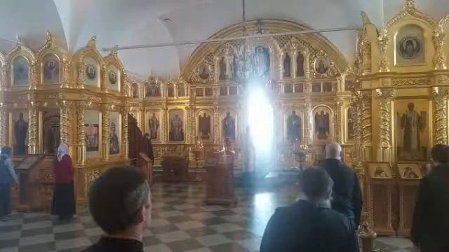 Неделя о блудном сыне. Собор святителей Василия Великого, Григория Богослова, Иоанна Златоуста смотреть онлайн
