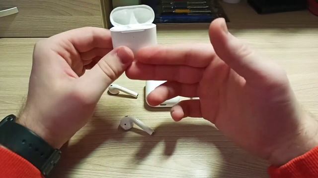 Обзор на беспроводные наушники AirPods 2 смотреть онлайн