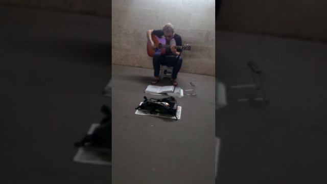 Классно поет под гитару смотреть онлайн