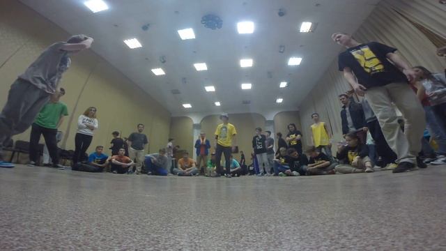 Шапка | до17 | Oz VS Domino смотреть онлайн