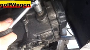 VW Golf 5 check gearbox transmission oil level