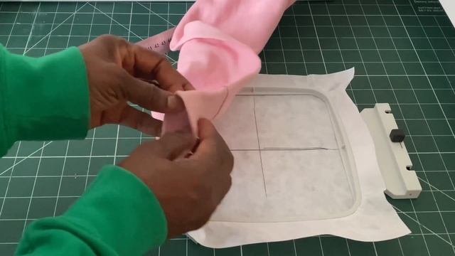 How to Embroider on sleeves using single needle Machine Janome 500E смотреть онлайн