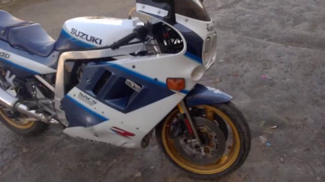 Suzuki GSX R 1100 1992 года смотреть онлайн