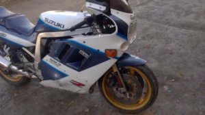 Suzuki GSX R 1100 1992 года