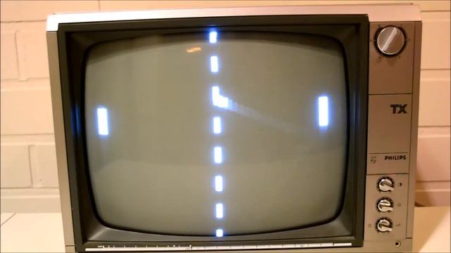 AnalogPong - a classic pong game without a microcontroller смотреть онлайн