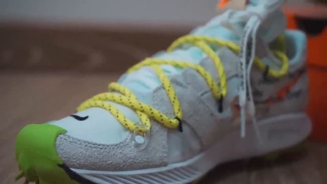 Очень странные кроссовки Off-White X Nike Zoom Terra Kiger 5 смотреть онлайн