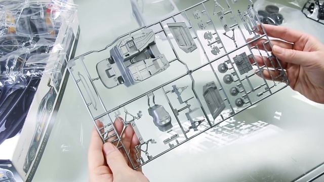 Tamiya 1/24 メルセデスAMG GT3 開封レビュー смотреть онлайн