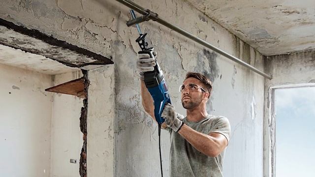 Сабельная пила BOSCH GSA 120 смотреть онлайн