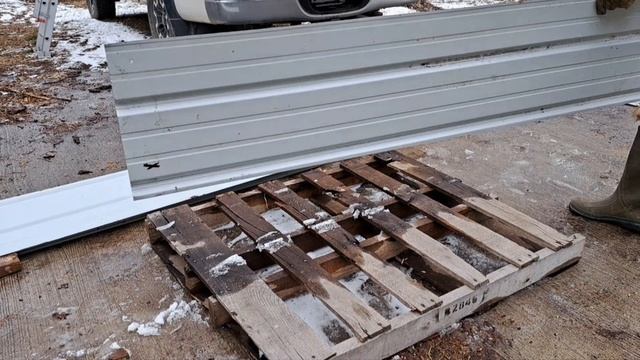DIY Camper Shell Upgrade On A Toyota Tundra. Weather Hit Our Area Hard. смотреть онлайн