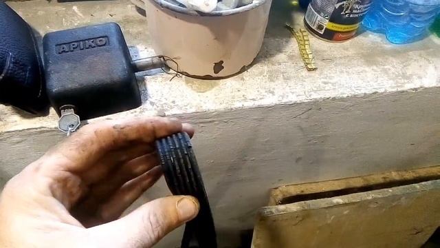 Лада Ларгус. Борьба человека с помпой.(часть1) смотреть онлайн