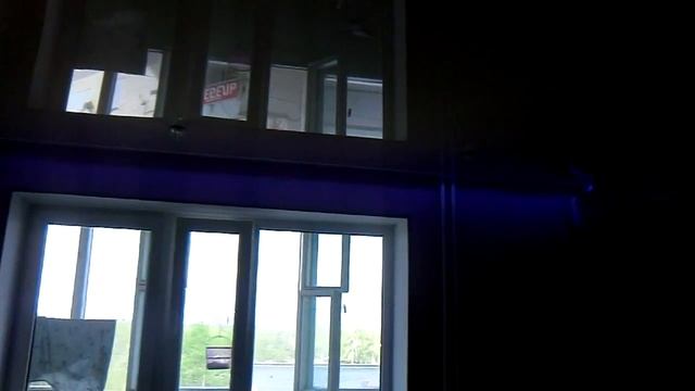 Установленная LED подсветка на натяжной потолок в скрытый карниз смотреть онлайн