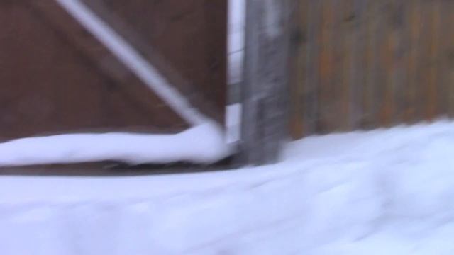 Убираем снег.Интерскол смб-650э смотреть онлайн