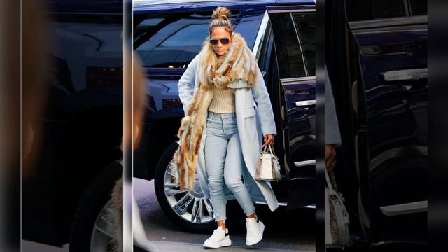 ?Jennifer Lopez Style: Moments…/07.05.23 16:23 смотреть онлайн