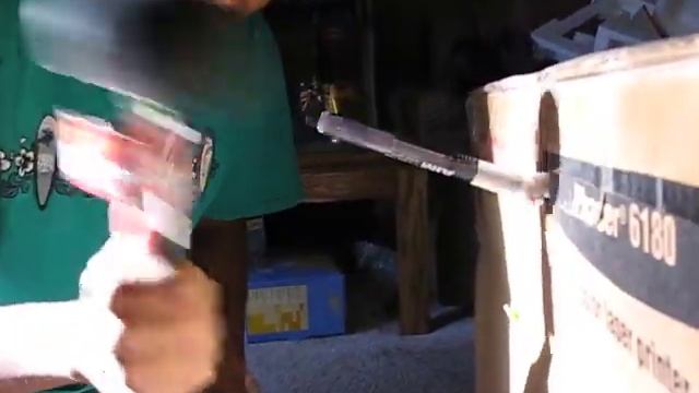 HowTo: Create a pinhole смотреть онлайн