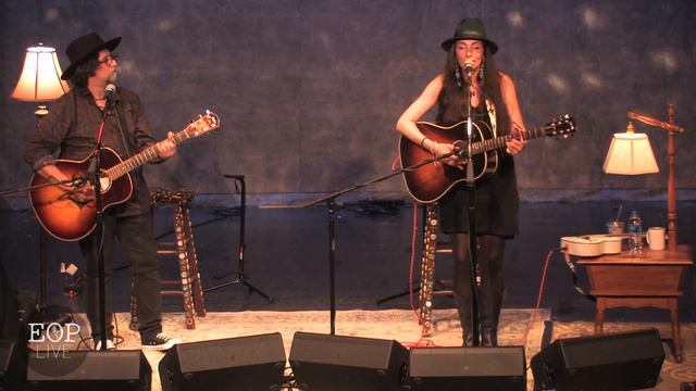 Jennifer Lynn Simpson with Dan Navarro "Sullivan Street" (Counting Crows) @ Eddie Owen Presents смотреть онлайн