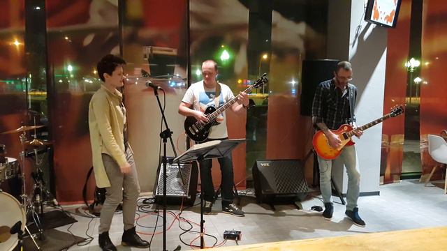 Пьянству Boys & Nastya на День всех влюбленных в Ibis hotel (Smoke On the Water (Cover)) смотреть онлайн