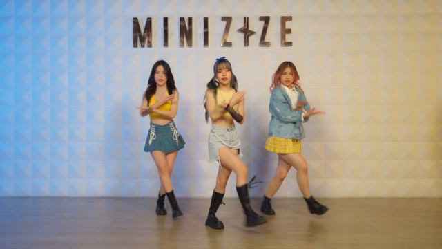 Jintara Poonlarp - ไชโย ป๊าด ป๊าด | OFFICIAL x MINIZIZIE CHOREOGRAPHY смотреть онлайн