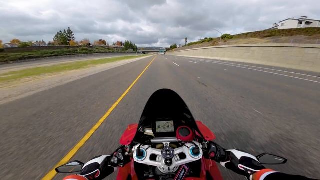 DUCATI V4S // DJI OSMO ACTION 3 // DJI MIC // The Best Video/Audio For Motovlogging? смотреть онлайн