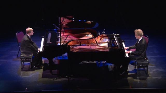Franz Liszt Hungarian Rhapsody No.6 (Christopher Tavernier & John Cobb) Two Perzina Grand Pianos смотреть онлайн
