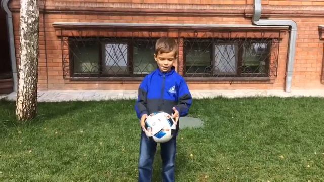 Видео урок футбол.Как сделать удар. смотреть онлайн