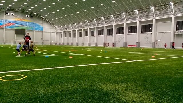 Камера: Прямая трансляция тренировки смотреть онлайн