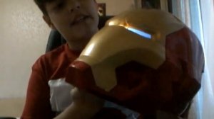 Обзор на шлем железного человека