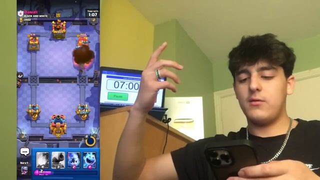 I Beat Clash Royale Only Using Black People смотреть онлайн