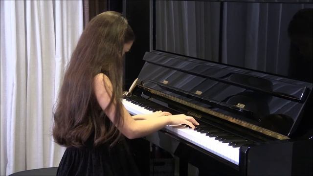 F. Chopin, Mazurka Op. 67 No 2 - Myrsini Kagarlis (age 10) смотреть онлайн